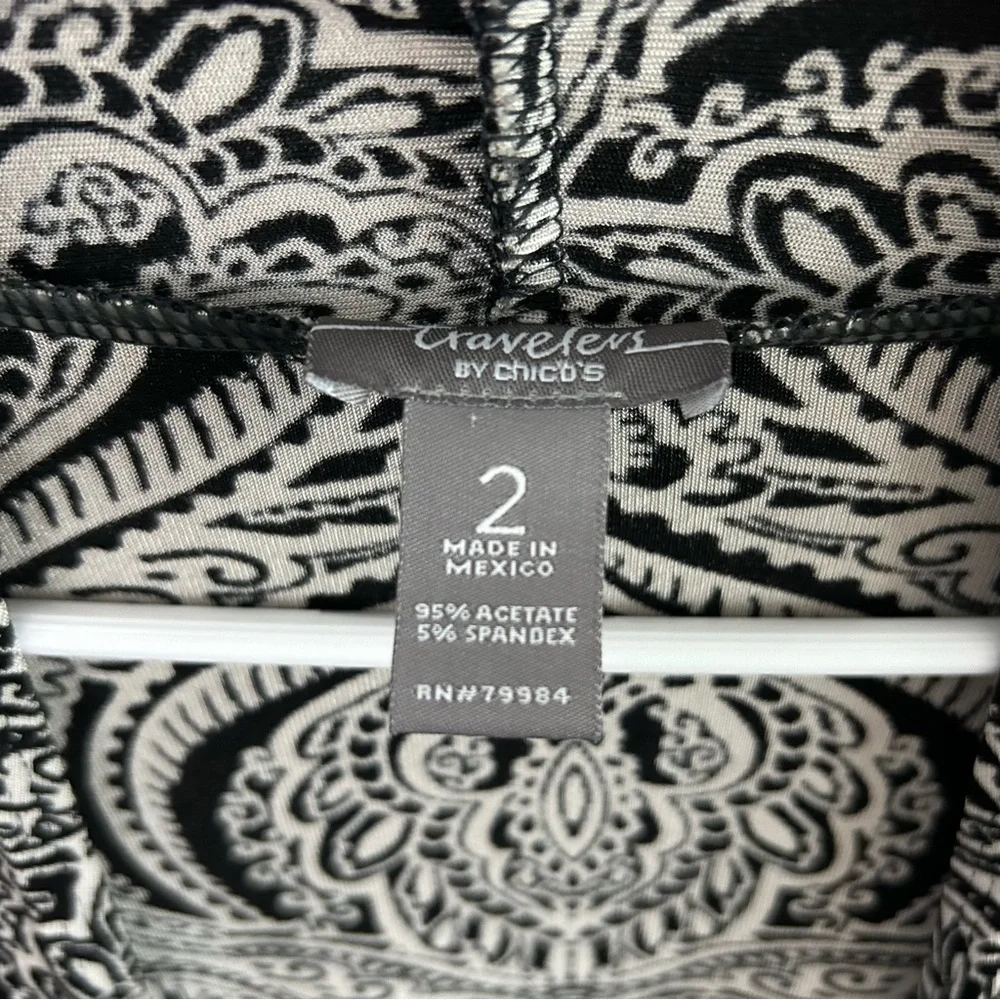 Chicos Travelers Size 2 Black White Slinky Open Front Cardigan Sweater L Stretch - Picture 6 of 6